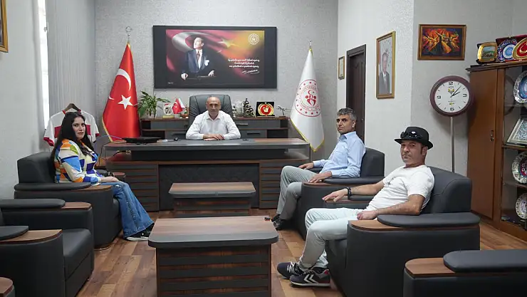 Konya Gençlik ve Spor İl Müdürü Birdal Öztürk'ten Dünya Görmeyenler Derneği'ne destek sözü