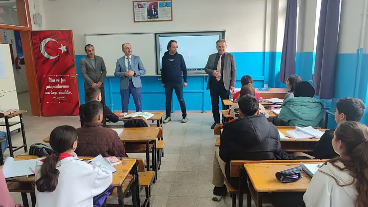 Konya İl Milli Eğitim Müdürü Yiğit'ten Karatay'daki okullara ziyaret