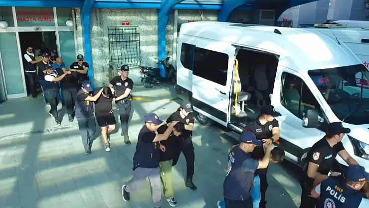 Konya merkezli 7 ilde 'Nitelikli dolandırıcılık' operasyonu!