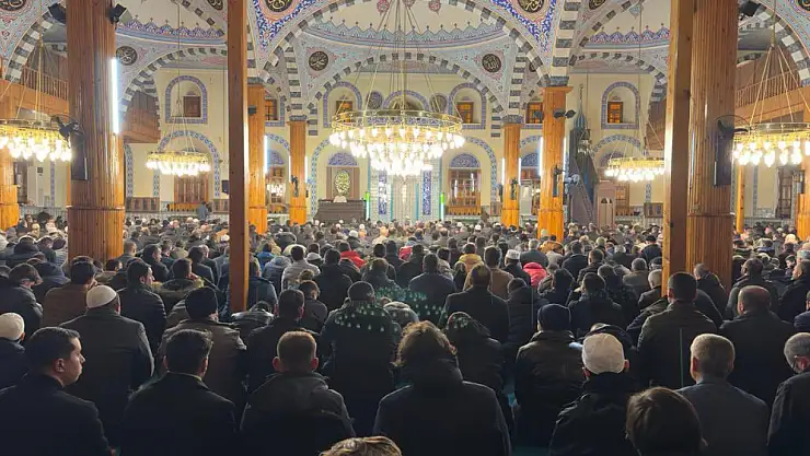 Konya namaz vakitleri: 19 Mayıs Pazartesi