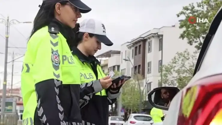 Konya'nın anne polisleri görev başında: 'En güzel hediyem Konya'nın güvenliğini sağlamak'