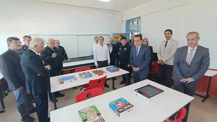 Konya'nın bu ilçesinden büyük hamle: Çocuklar kod yazmayı öğreniyor