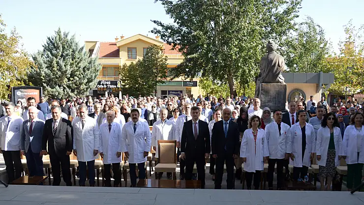 Konya'nın Hekim Adayları  Beyaz Önlüklerini Giydi