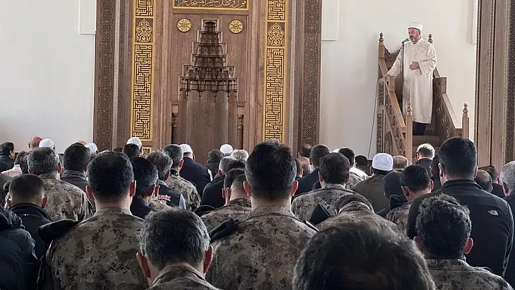 Konya'nın yeni camisi ibadete açıldı