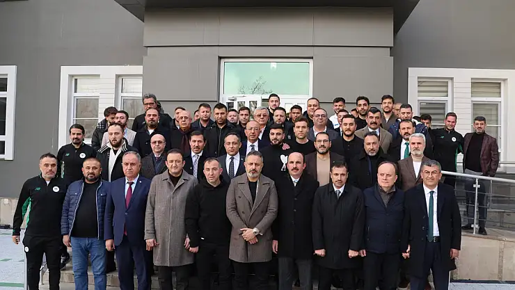 Konya protokolünden Konyaspor'a destek ziyareti!