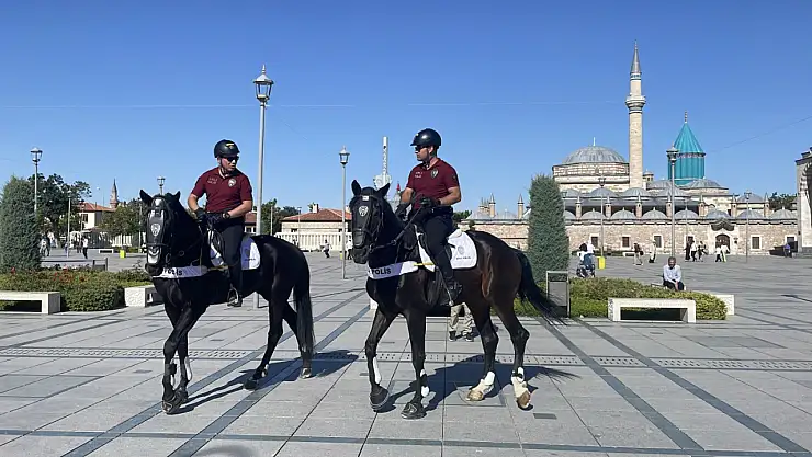Konya sokaklarında atlı polisler göreve başladı