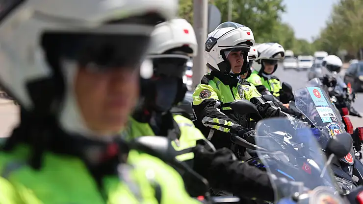 Konya trafiğinde bir ilk: Kadın Şahinler görevde!