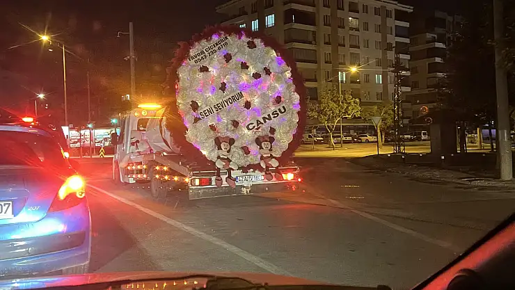 Konya trafiğinde ilginç manzara: Görenler şaşkına döndü