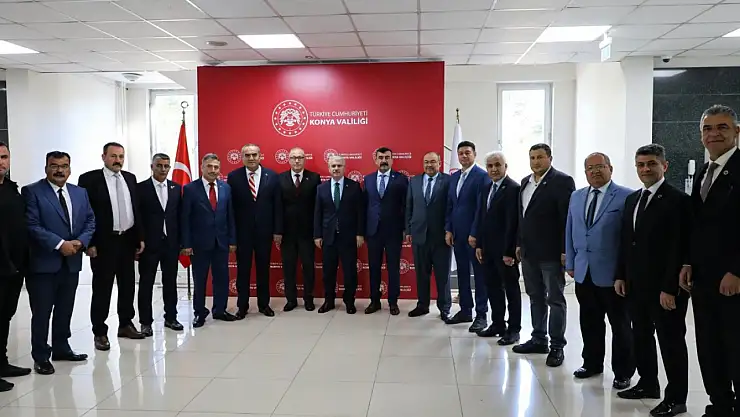 Konya Valisi muhtarlarla bir araya geldi