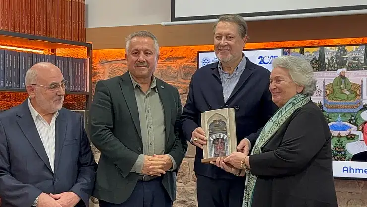 Konya'ya olan 45 yıllık vefa ödüllendirildi