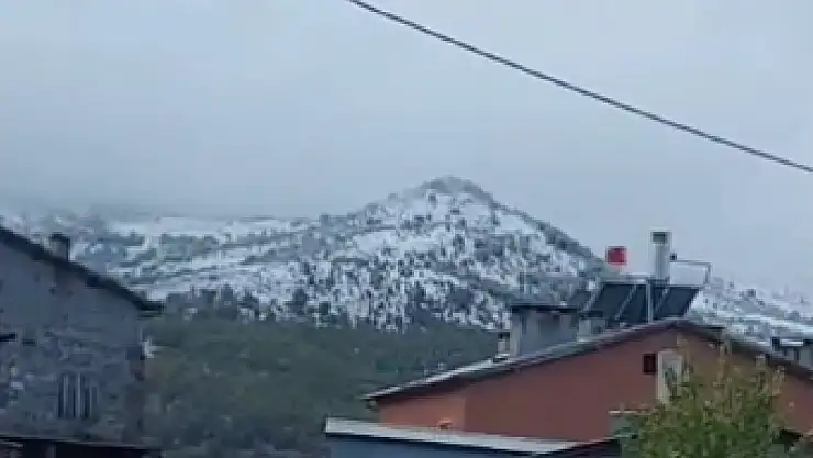 Konya'ya yılın ilk karı yağdı: Yüksek kesimler beyaz örtüye büründü!