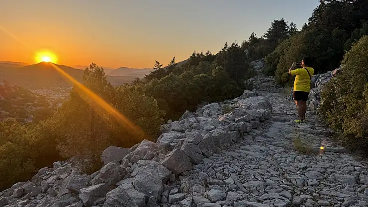Konya'yı denize bağlayan 'İpek Yolu'nun' sırları gökyüzünden görüntülendi