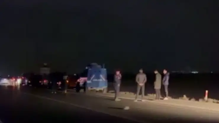 Konya yolunda facia:  Karşıya geçmeye çalışan yaya hayatını kaybetti