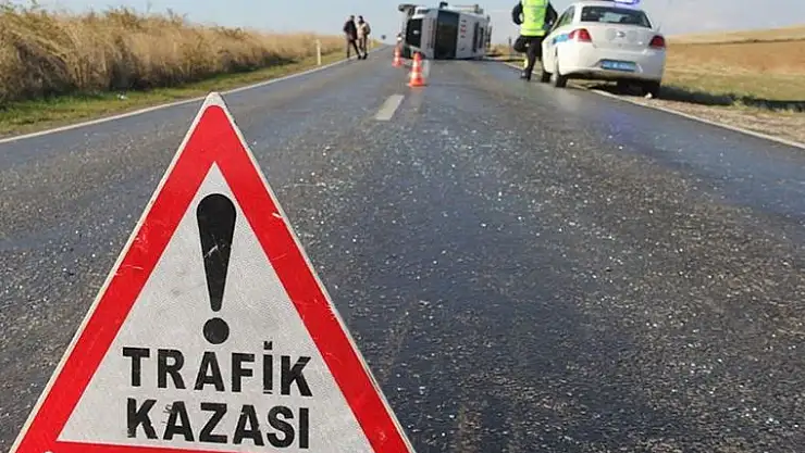 Konya'da iki otomobilin çarpıştığı kazada ağır yaralanan kadın hastanede öldü