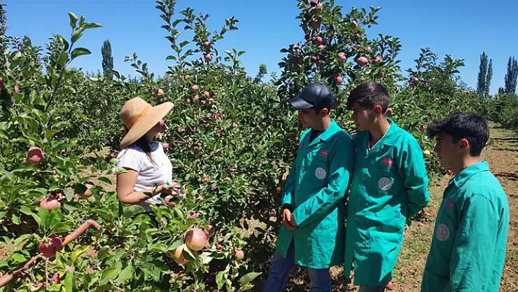 Konya'daki bu okul tarımsal üretimde ön plana çıkıyor
