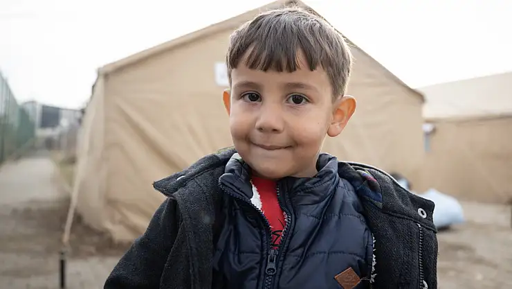 Konyalı kardeşlerin mont ve harçlık gönderdiği depremzede duygulandı