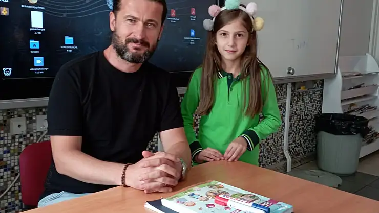 Konyalı minik yazar,  okumaya ve yazmaya doymuyor: 2 yılda iki kitap!