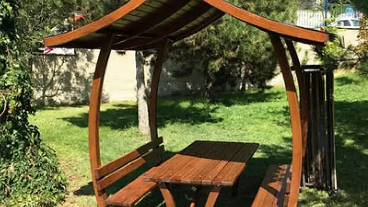 Konyalı öğrencilerden belediyeye kamelya üretimi