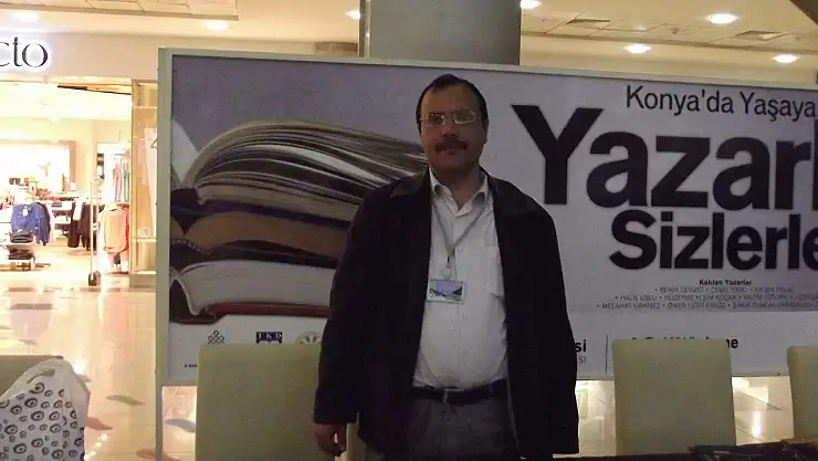 Konyalı öğretmenden kendi okulunda sergi!