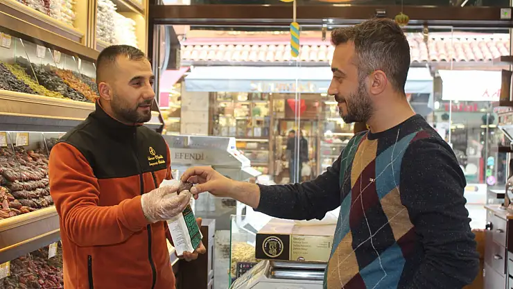 Konyalı vatandaşlar Ramazan ayında en çok hangi hurma çeşidini tercih ediyor?