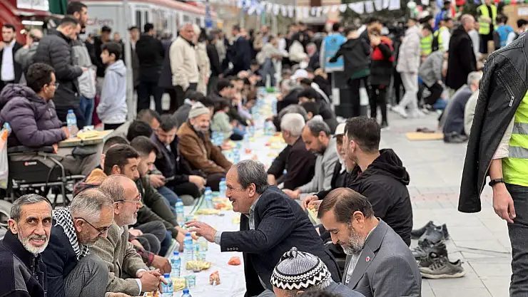 Konyalılar 'Gazze İçin Ümmet İftarı' programında buluştu