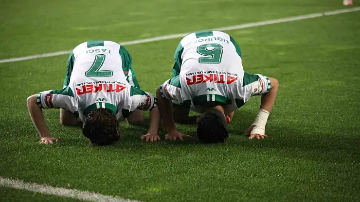 Konyaspor, Beşiktaş'a karşı 7 maçlık hasrete son verdi