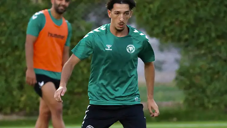 Konyaspor'da yeni transferler ilk kez takımla çalıştı
