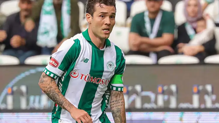 Konyaspor'da yıldız futbolcu 200'üncü maçına çıktı!