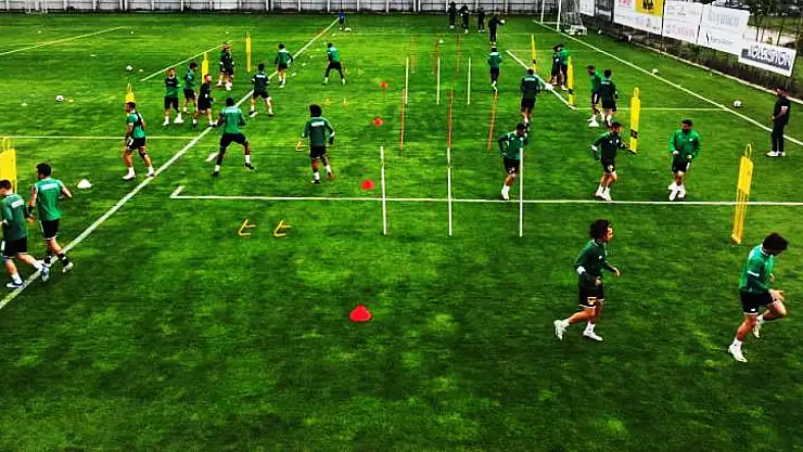 Konyaspor, Fenerbahçe mesaisini sürdürdü!