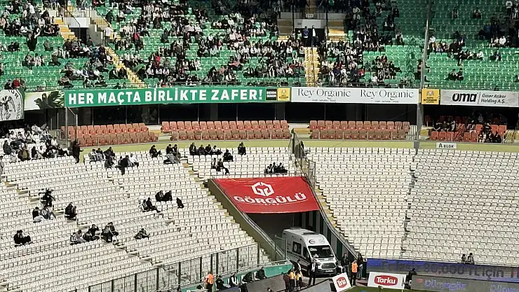 Konyaspor tribünleri küme düştü, tarftarlar stadyuma gelmiyor! Peki sebebi ne? İşte tüm nedenler...