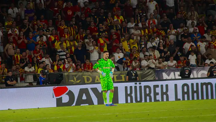 Konyaspor'un genç kalecisi Deniz Ertaş, Trabzonspor'un transfer listesinde!