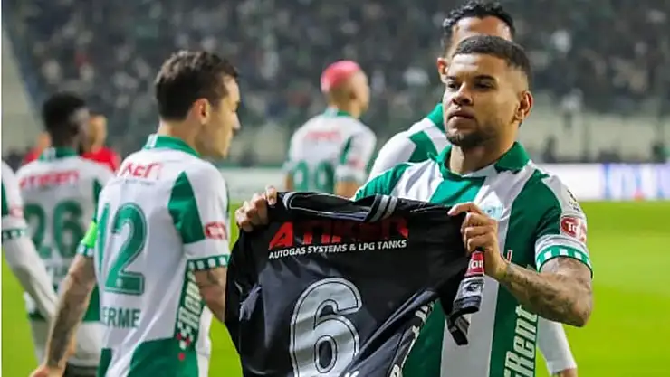 Konyaspor'un orta sahası Çorum'a mı gidiyor?  Pedrinho için flaş gelişme!