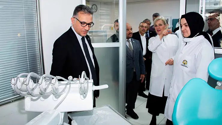 Konya SÜ Diş Hekimliği Fakültesinde CAD–CAM Laboratuvarı hizmete girdi!