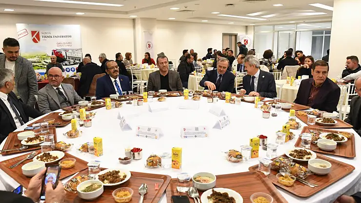 KTÜN mezunları, iftar yemeğinde buluştu