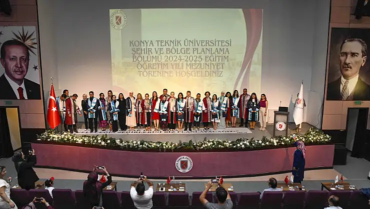 KTÜN mimarlık ve tasarım fakültesi mezuniyet coşkusu