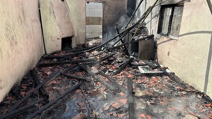 Kulu'da garajda çıkan yangın paniğe yol açtı