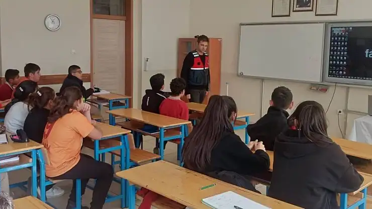 Kulu'da Öğrencilere Siber Güvenlik Eğitimi