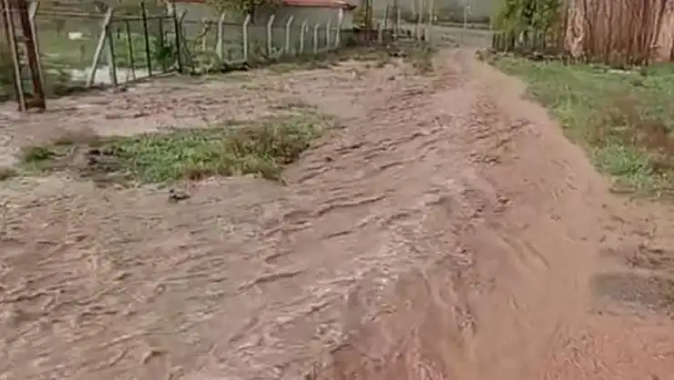 Kulu'da sağanak etkili oldu!