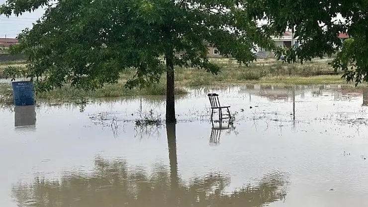 Kulu'da şiddetli yağmur sele neden oldu