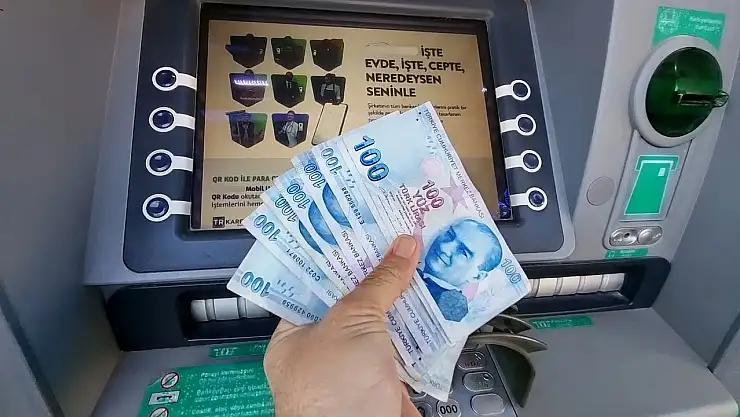 Kurban Bayramı öncesi ATM'den para çekecekler dikkat: Bankalar limitleri güncelledi