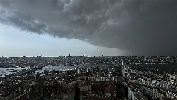 Meteorolojiden fırtına ve kuvvetli rüzgar uyarısı