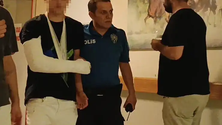 Laf atma kavgası kanlı bitti: 1 yaralı