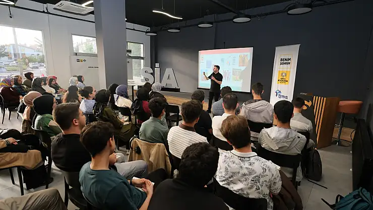 Lise Medeniyet Akademileri'nden öğrencilere ilham veren söyleşi