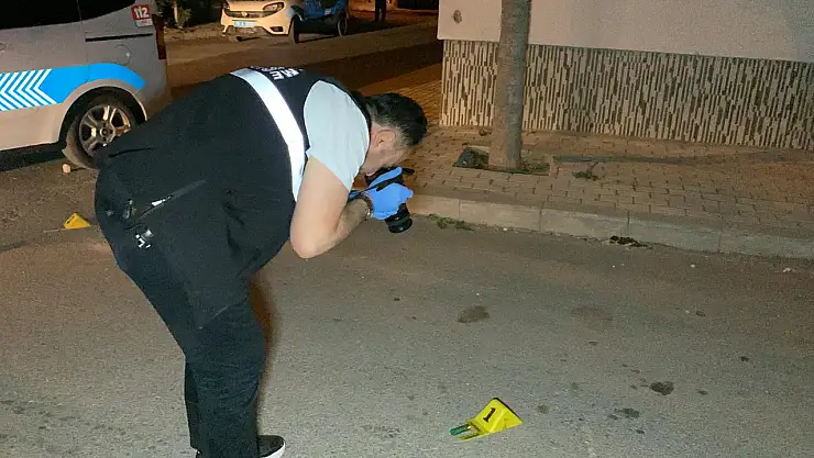 Magandalar silahla havaya ateş açıp kaçtılar