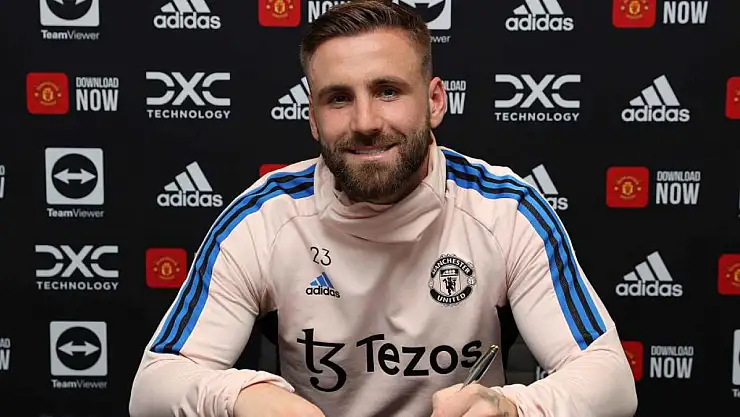 Manchester United, Luke Shaw'ın sözleşmesini uzattı