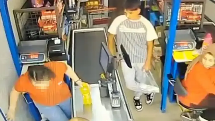 Markette erkek şiddeti kadın kasiyerin burnunu kırdı