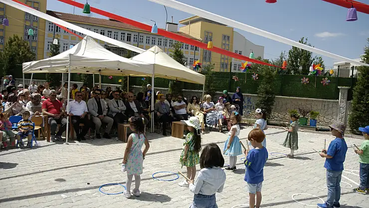 Mavi Yeşil Gelecek Şenliği ve  Agro kütüphanesi tam not aldı