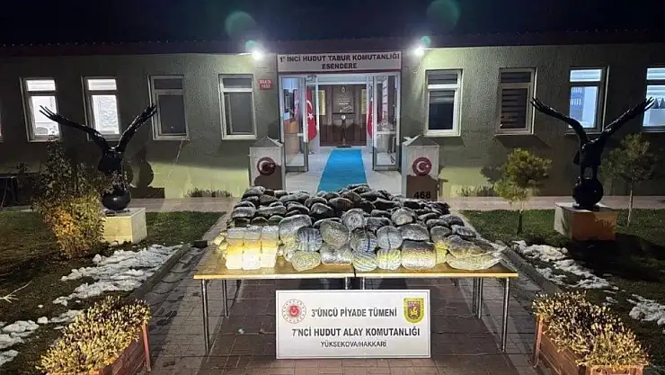 Mehmetçik hudutta zehir tacirlerine geçit vermedi!