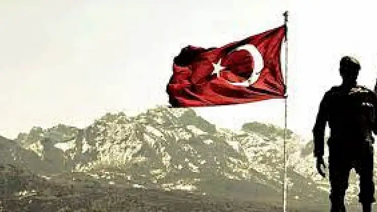 Mehmetçik'in Ramazan Bayramı'nda elleri tetikte, gözleri sınırda