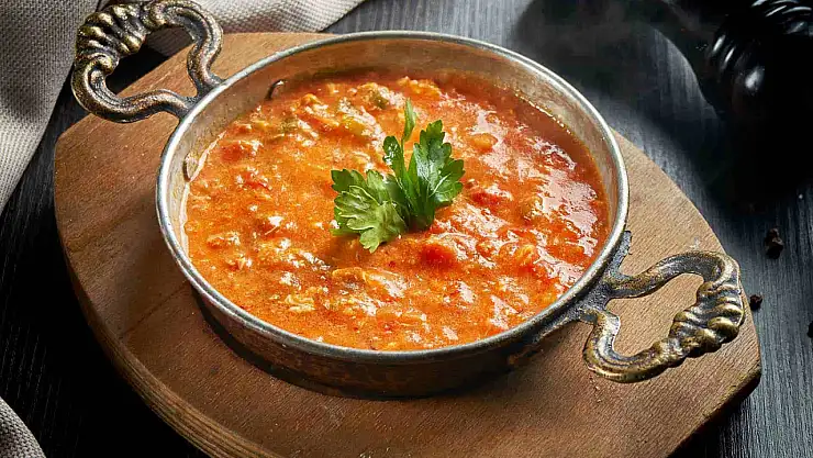 Menemen nasıl yapılır? Hızlı ve lezzetli bu tarifi mutlaka denemelisiniz!